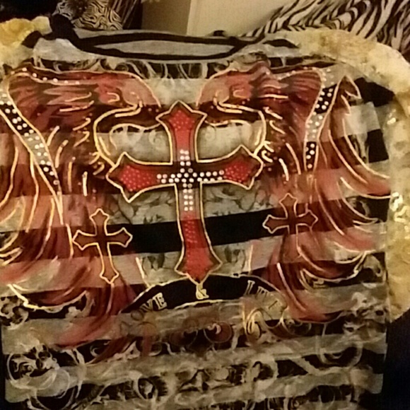 Woman fancy tee lace sleeves 3/4 15" across bust - Picture 4 of 5